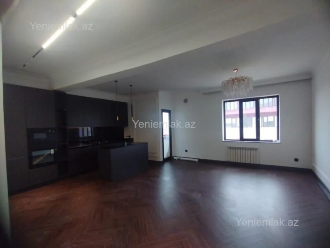 Satılır 3 otaqlı yeni tikili 142 m²