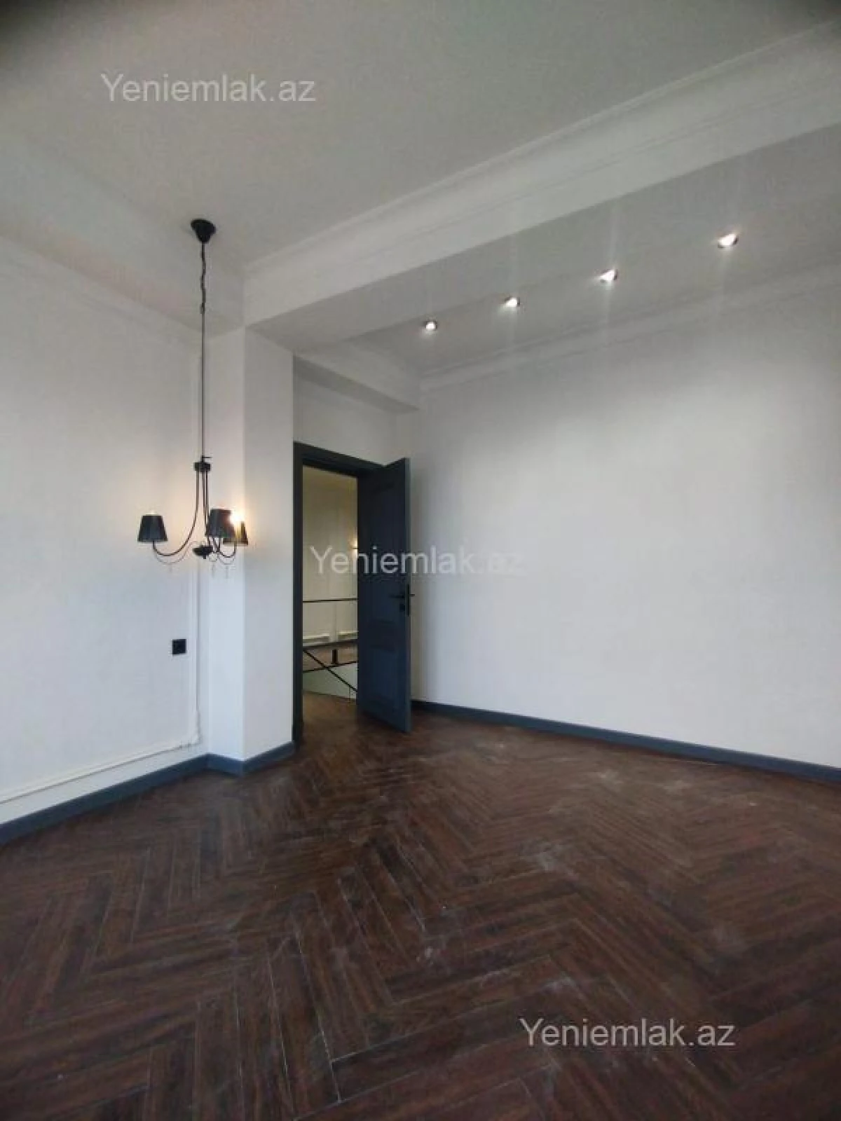 Satılır 3 otaqlı yeni tikili 142 m²