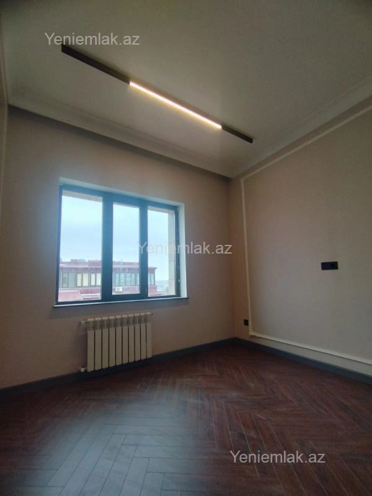 Satılır 3 otaqlı yeni tikili 142 m²