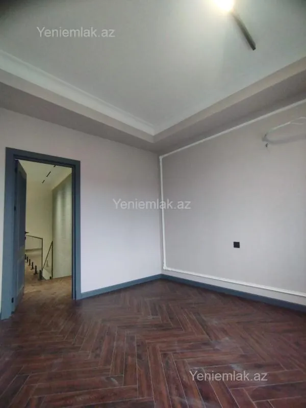 Satılır 3 otaqlı yeni tikili 142 m²