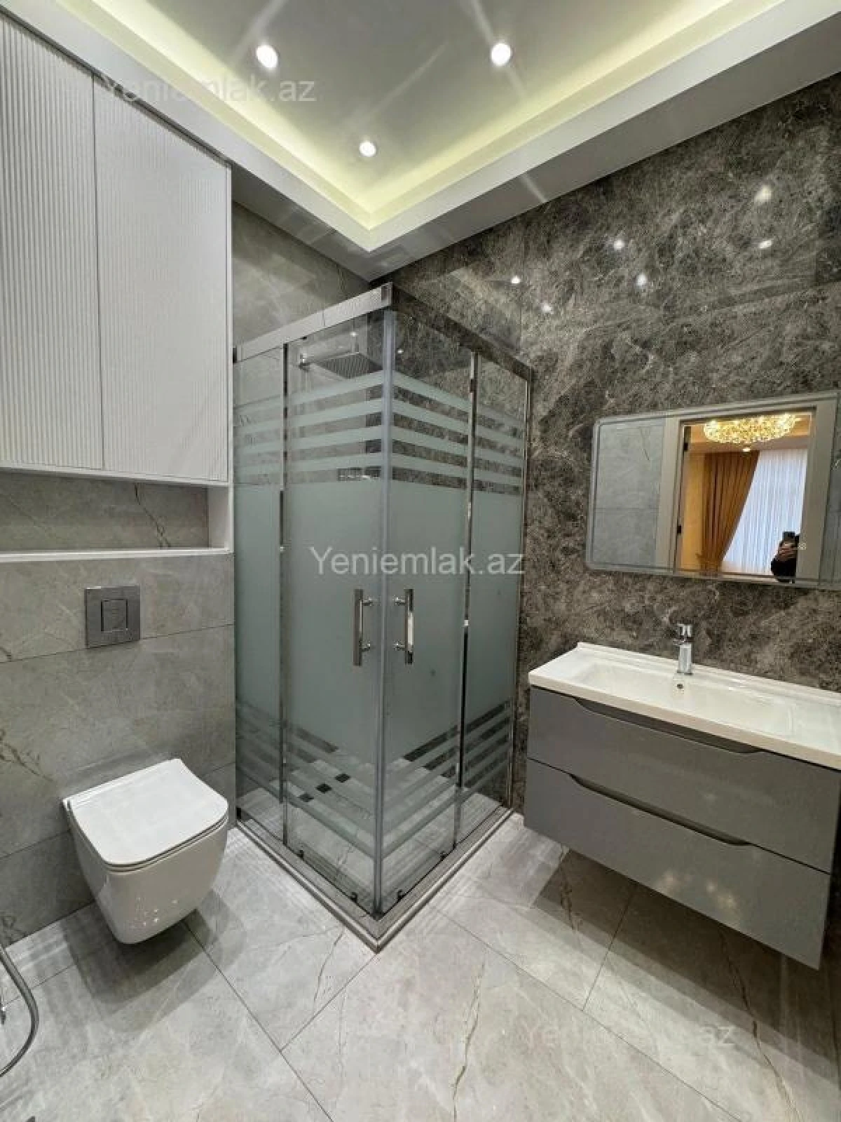 Satılır 4 otaqlı yeni tikili 188 m²