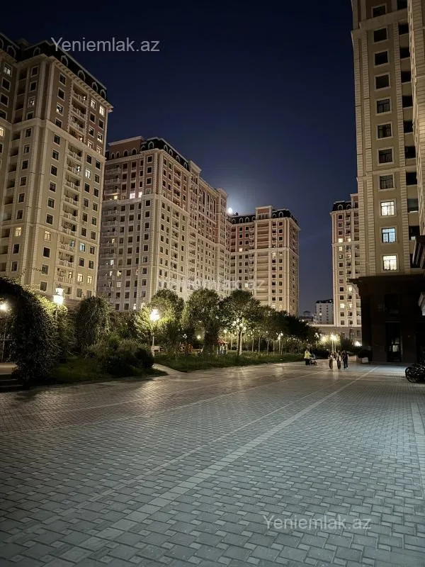 Satılır 4 otaqlı yeni tikili 188 m²