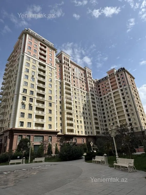 Satılır 4 otaqlı yeni tikili 188 m²