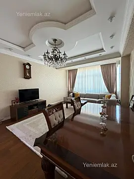 Satılır 3 otaqlı yeni tikili 118 m²