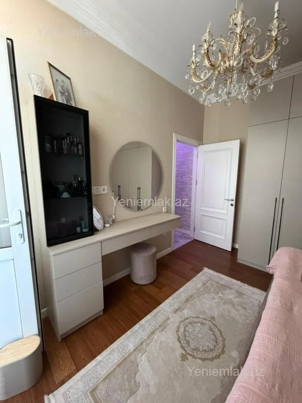 Satılır 3 otaqlı yeni tikili 118 m²