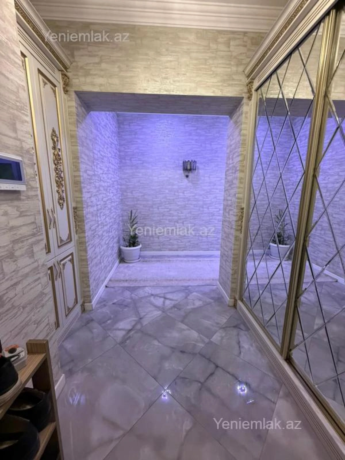 Satılır 3 otaqlı yeni tikili 118 m²