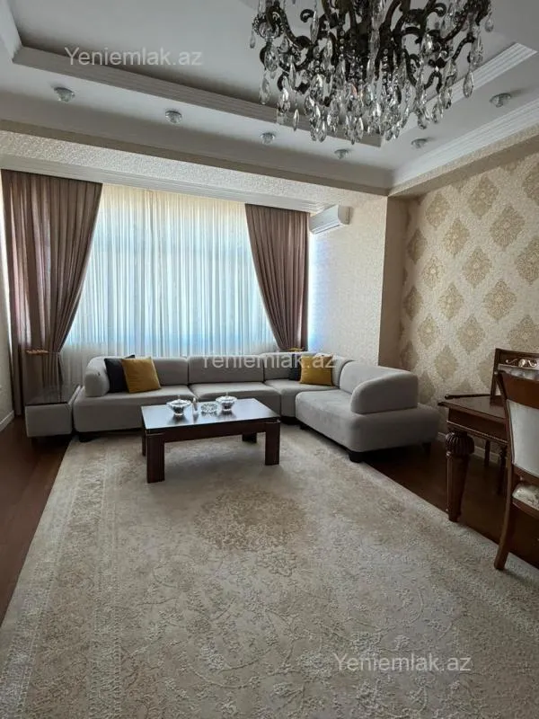 Satılır 3 otaqlı yeni tikili 118 m²