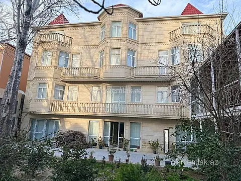 Satılır 16 otaqlı həyət evi 800 m² — Bakı, Binəqədi 16 otaq 800.00 m²