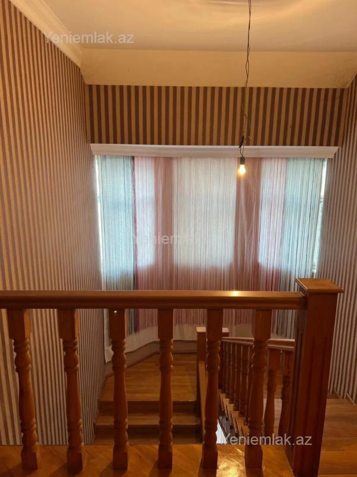 Satılır 16 otaqlı həyət evi 800 m²