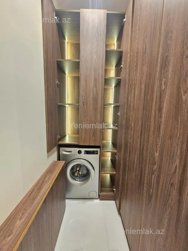 Satılır 3 otaqlı yeni tikili 85 m²