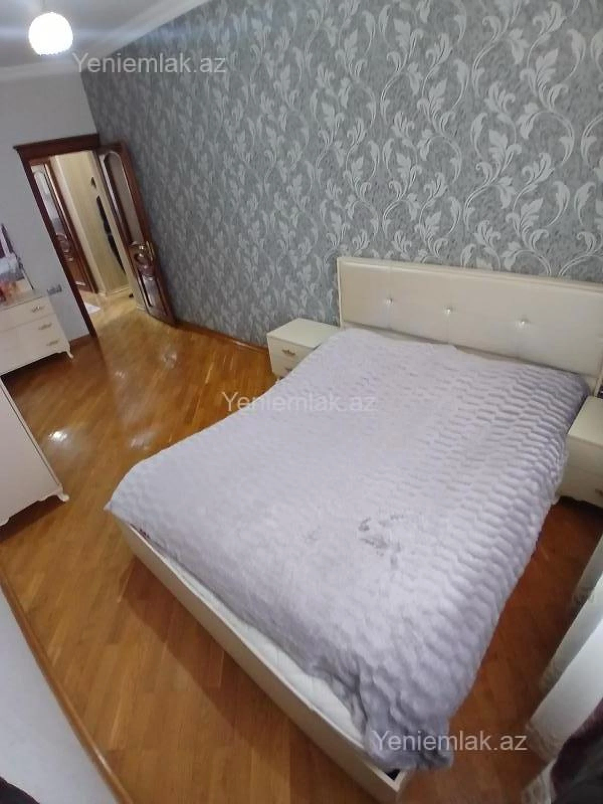 Satılır 3 otaqlı yeni tikili 83 m²