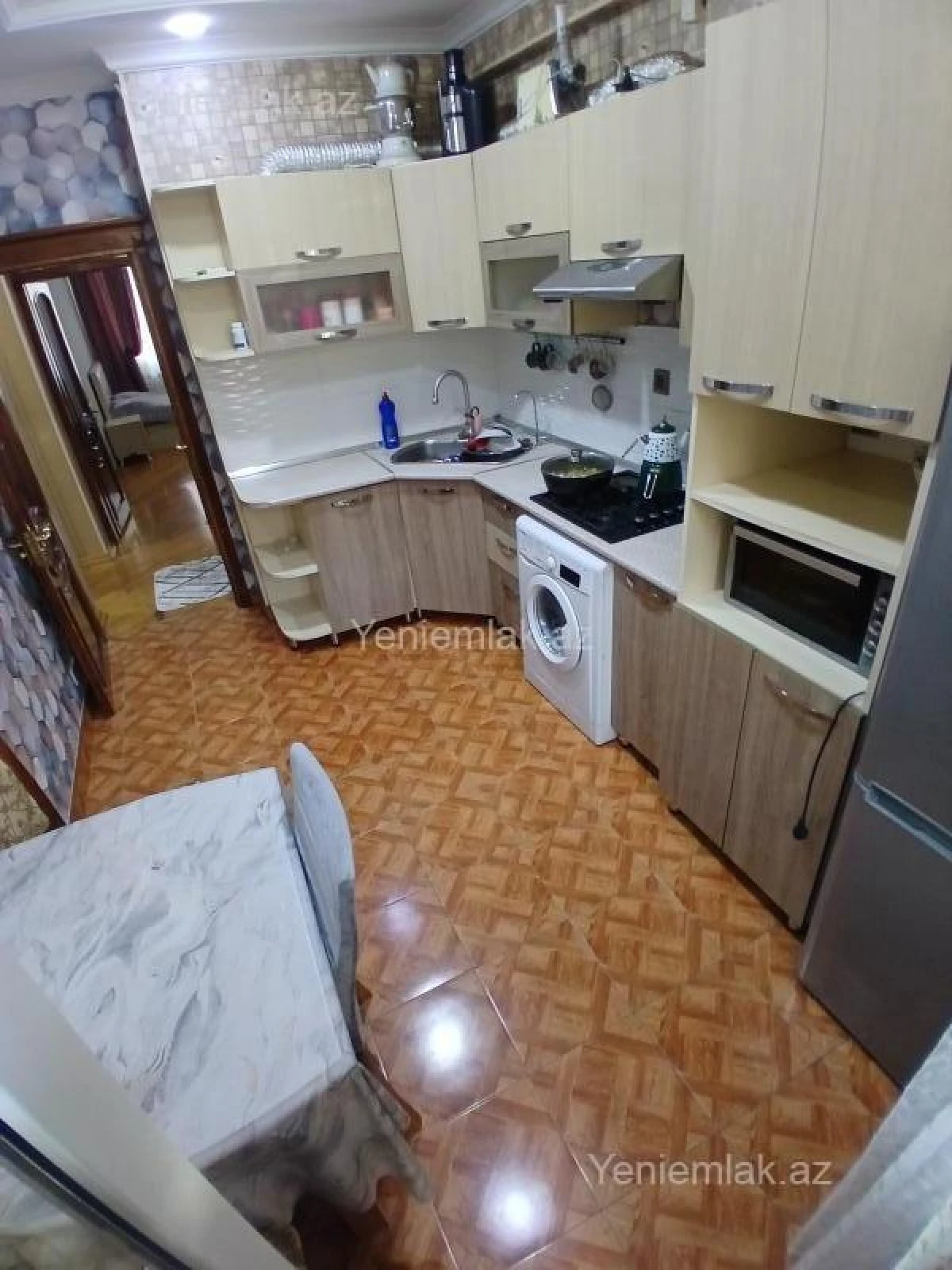 Satılır 3 otaqlı yeni tikili 83 m²
