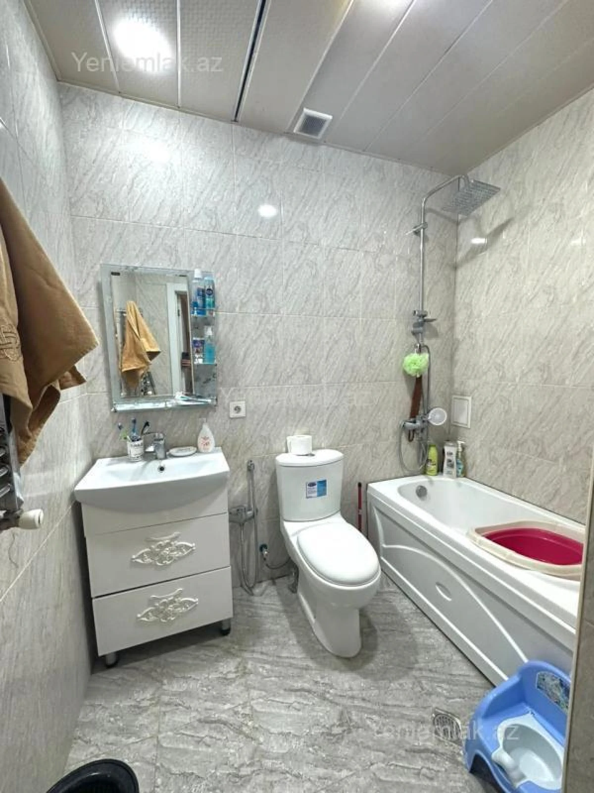 Satılır 2 otaqlı yeni tikili 70 m²