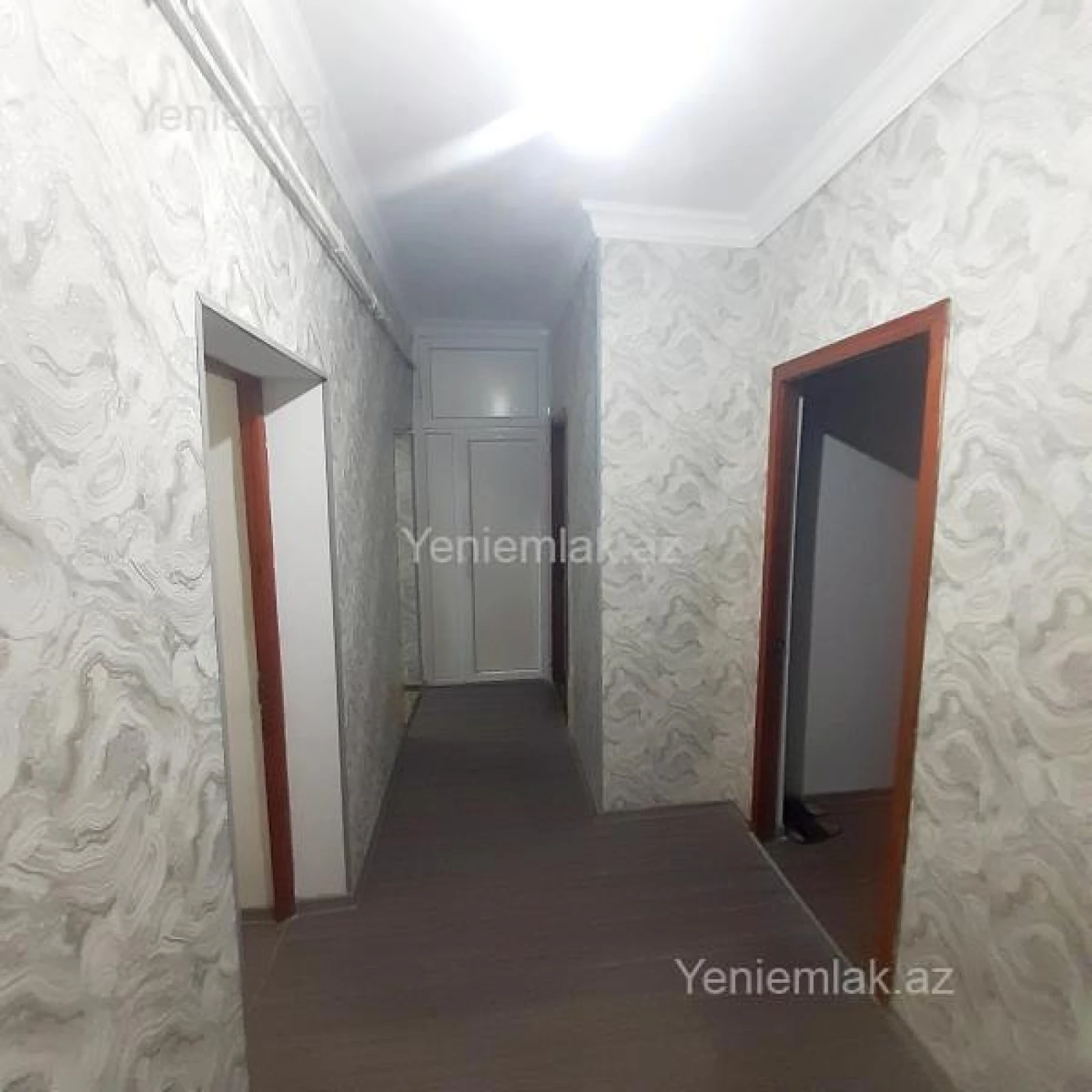 Satılır 3 otaqlı köhnə tikili 75 m²