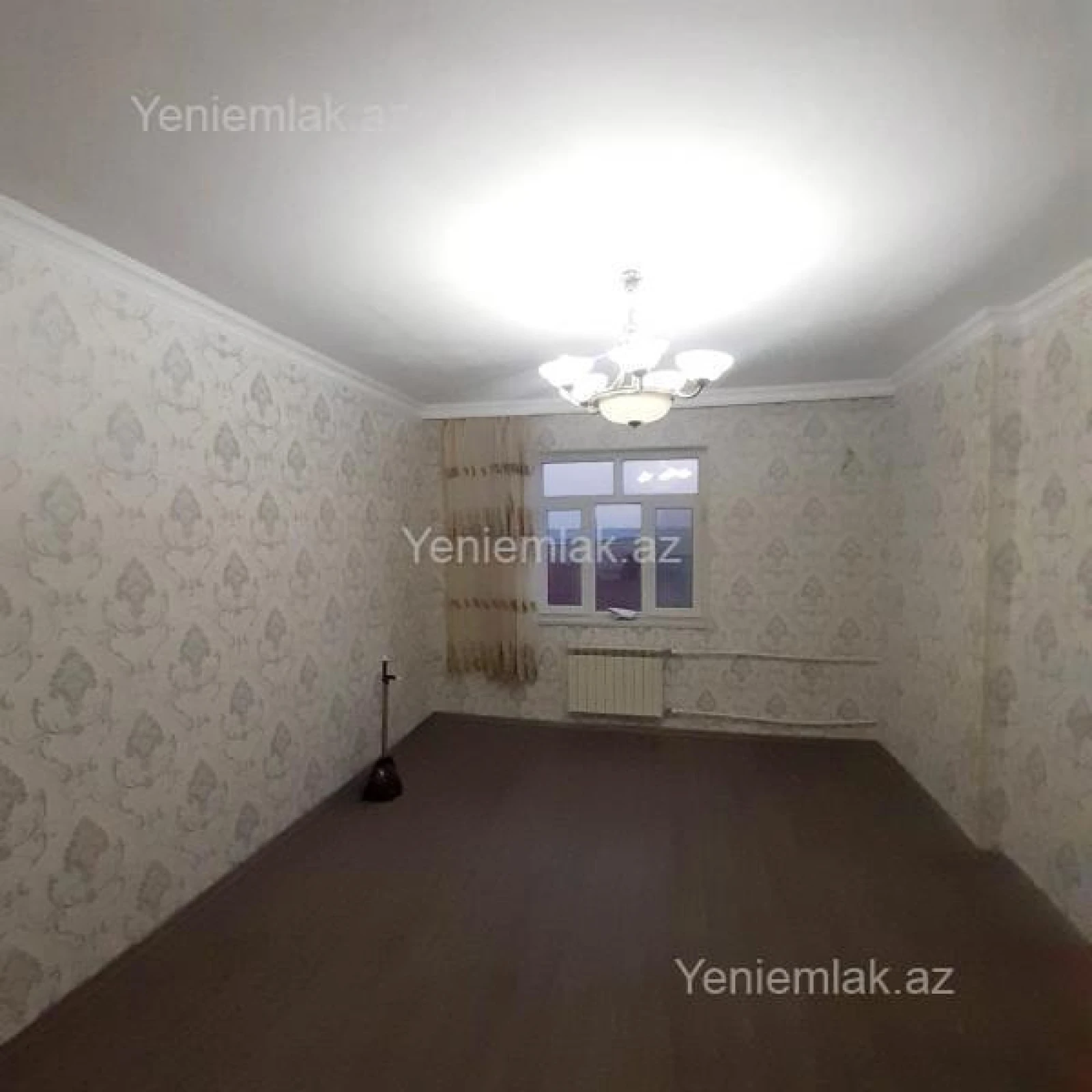 Satılır 3 otaqlı köhnə tikili 75 m²