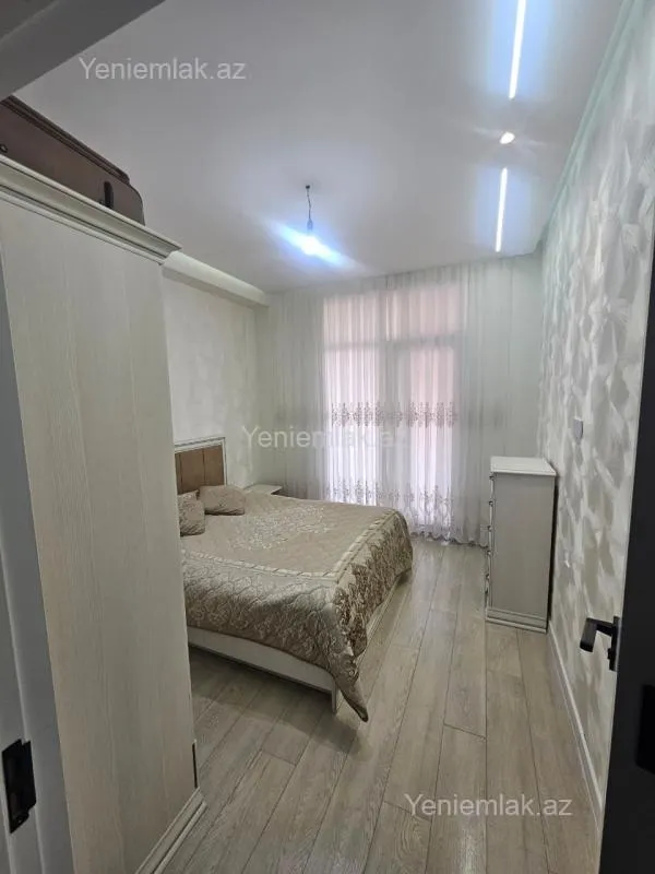 Satılır 2 otaqlı yeni tikili 60 m²