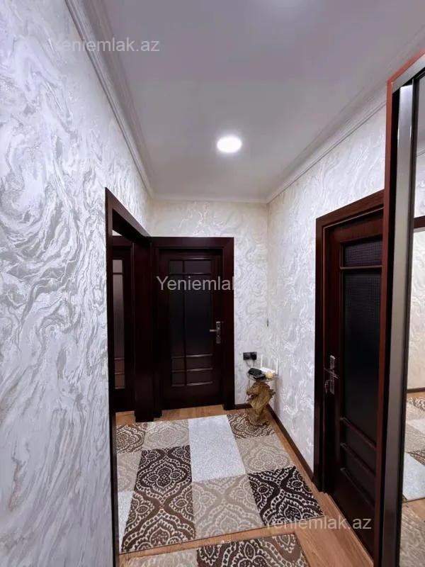 Satılır 3 otaqlı köhnə tikili 80 m²