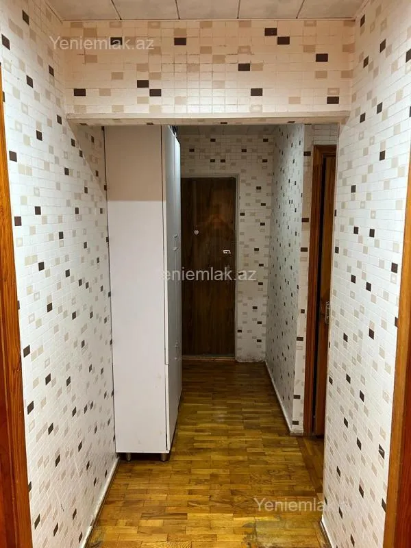 Satılır 2 otaqlı köhnə tikili 55 m²