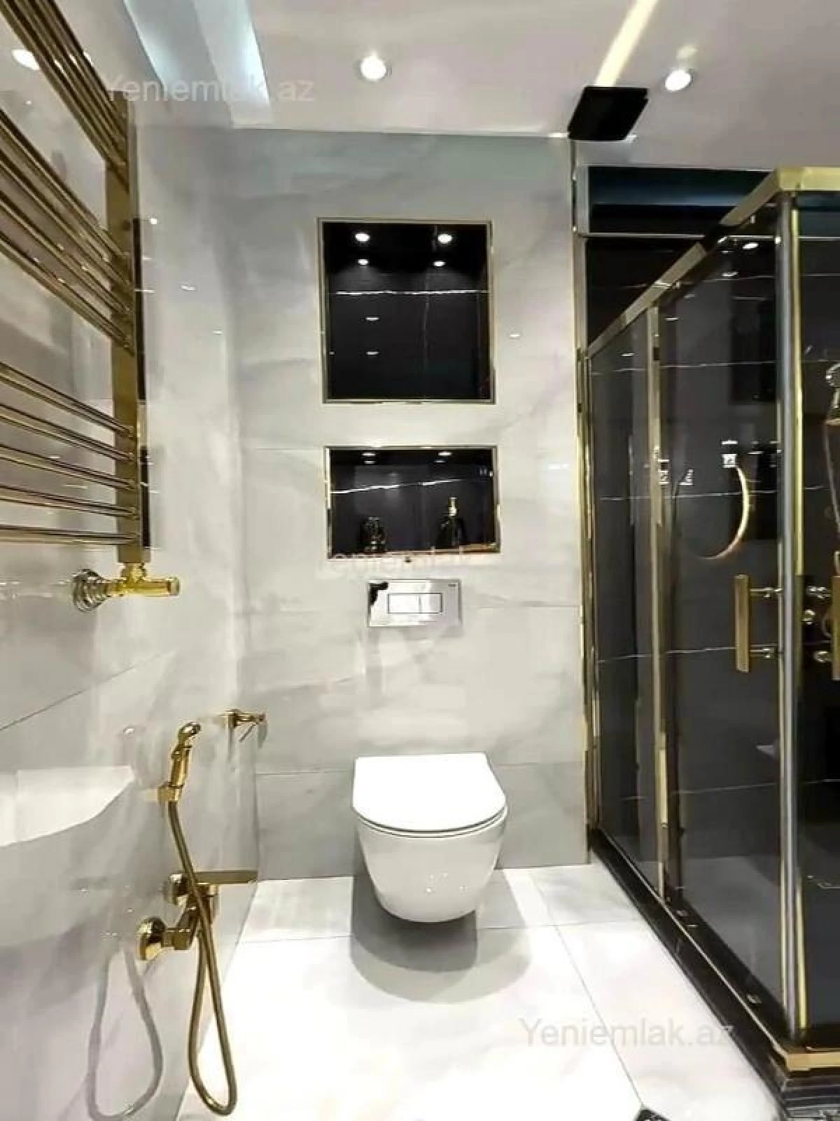 Satılır 3 otaqlı yeni tikili 137 m²