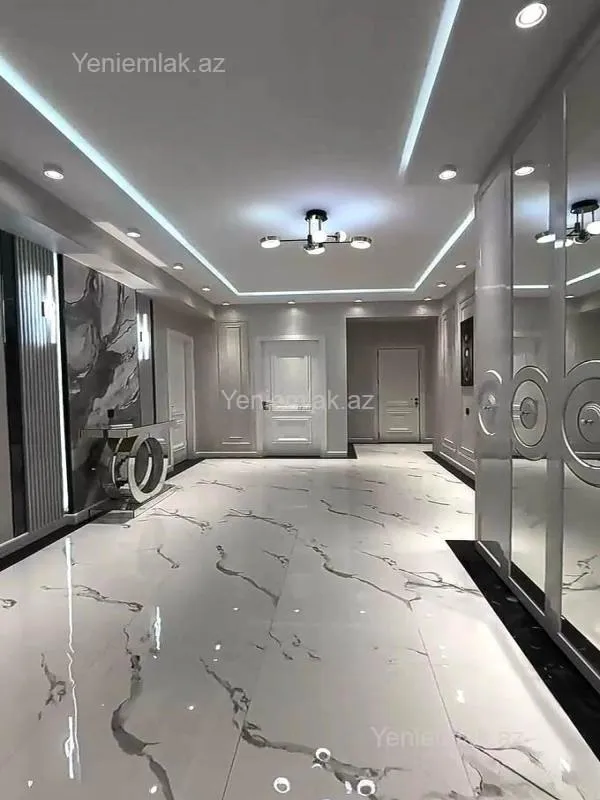 Satılır 3 otaqlı yeni tikili 137 m²