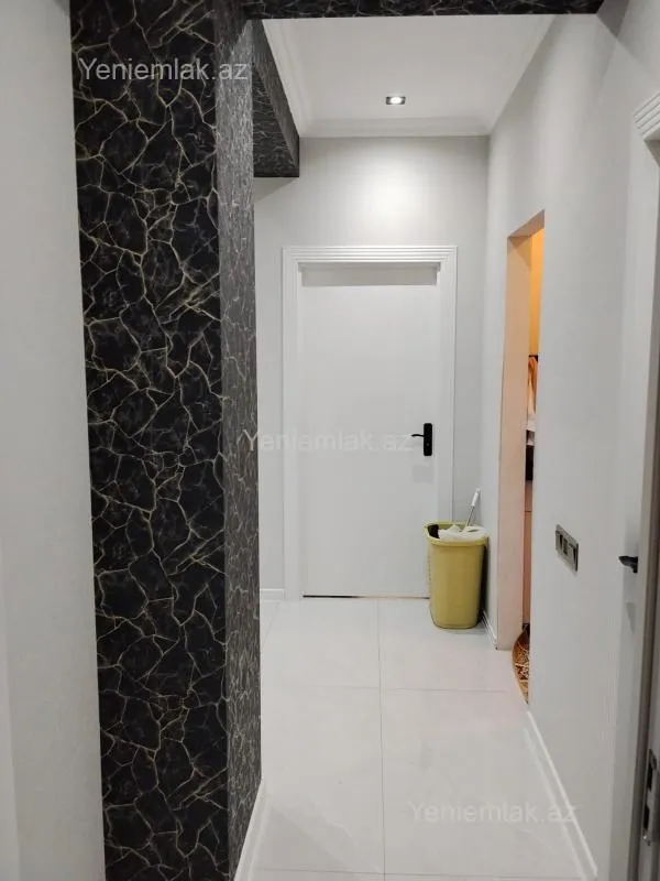 Satılır 3 otaqlı yeni tikili 82 m²