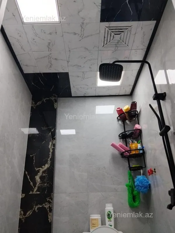 Satılır 3 otaqlı yeni tikili 82 m²