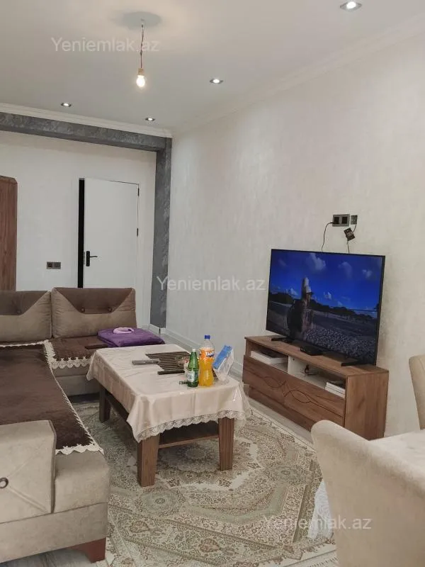 Satılır 3 otaqlı yeni tikili 82 m²