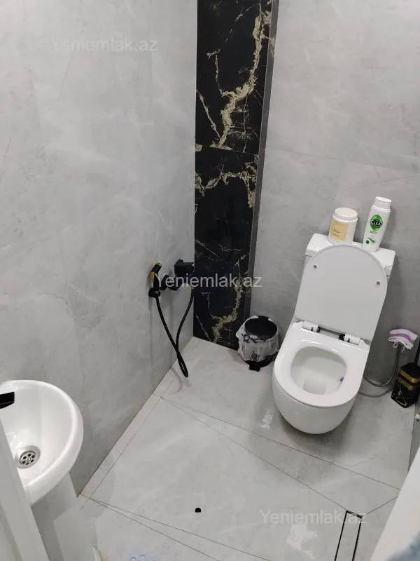 Satılır 3 otaqlı yeni tikili 82 m²
