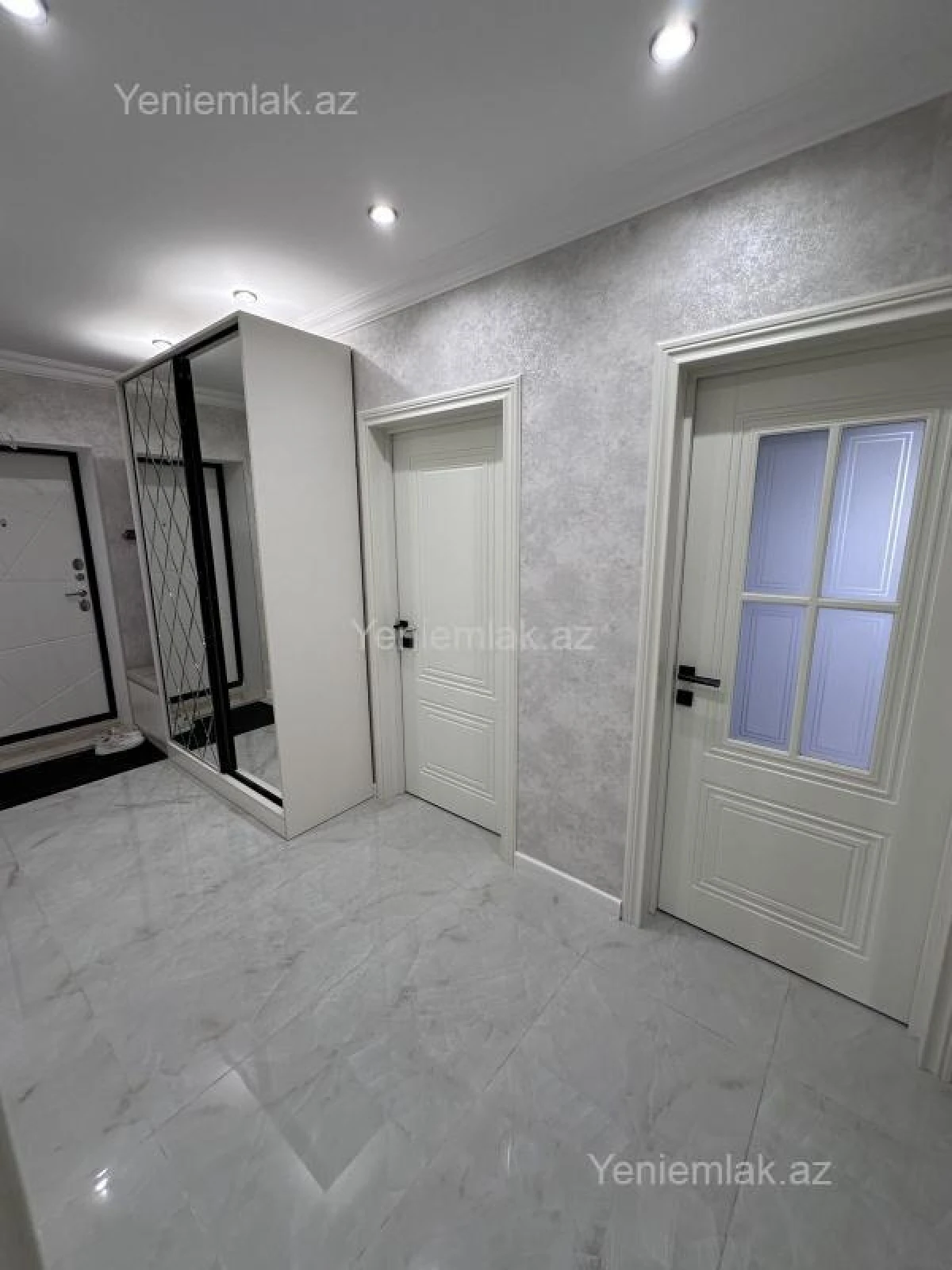 Satılır 3 otaqlı köhnə tikili 75 m²