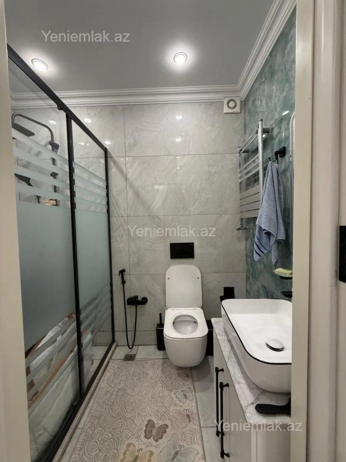 Satılır 3 otaqlı köhnə tikili 75 m²