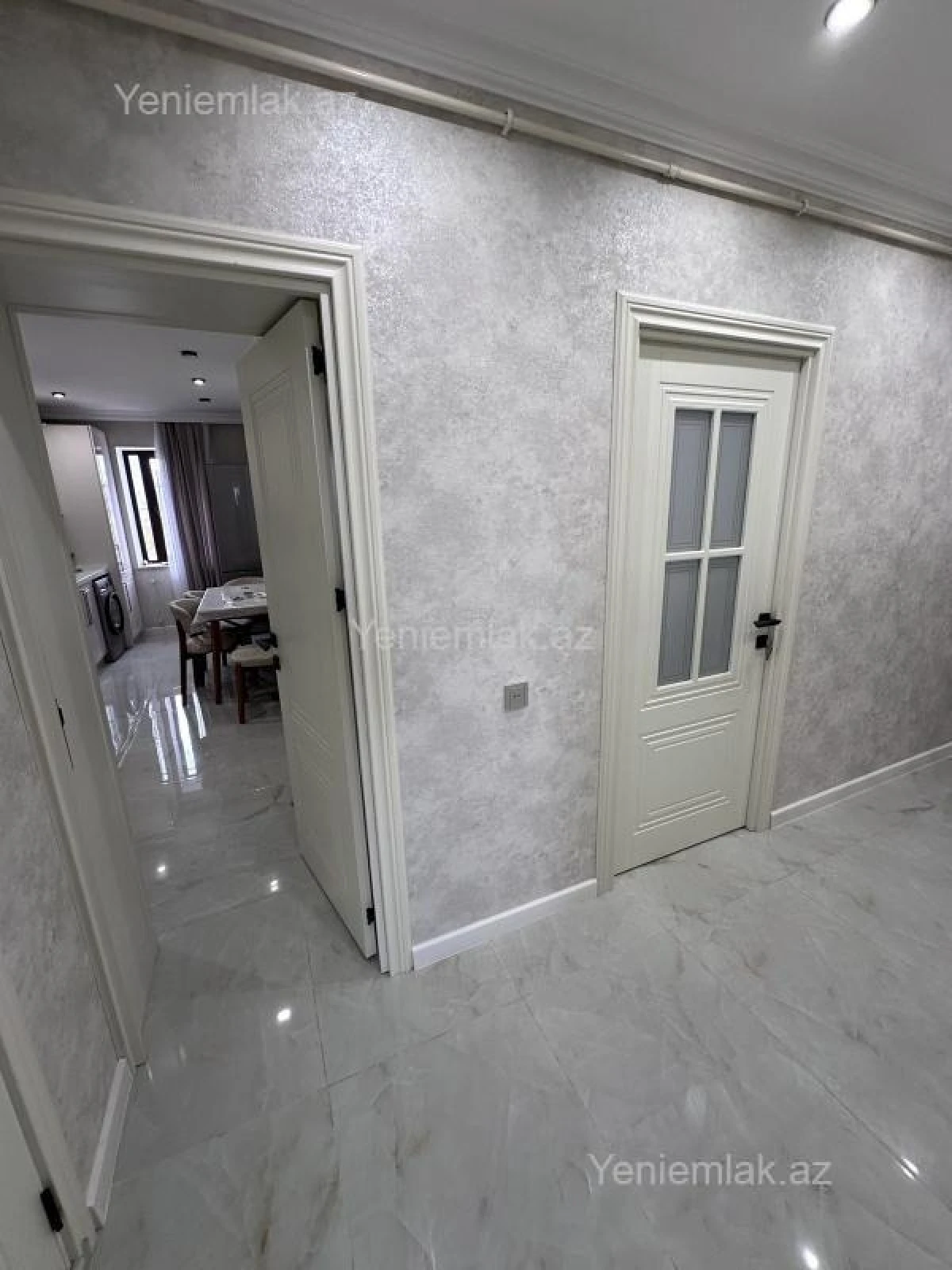 Satılır 3 otaqlı köhnə tikili 75 m²