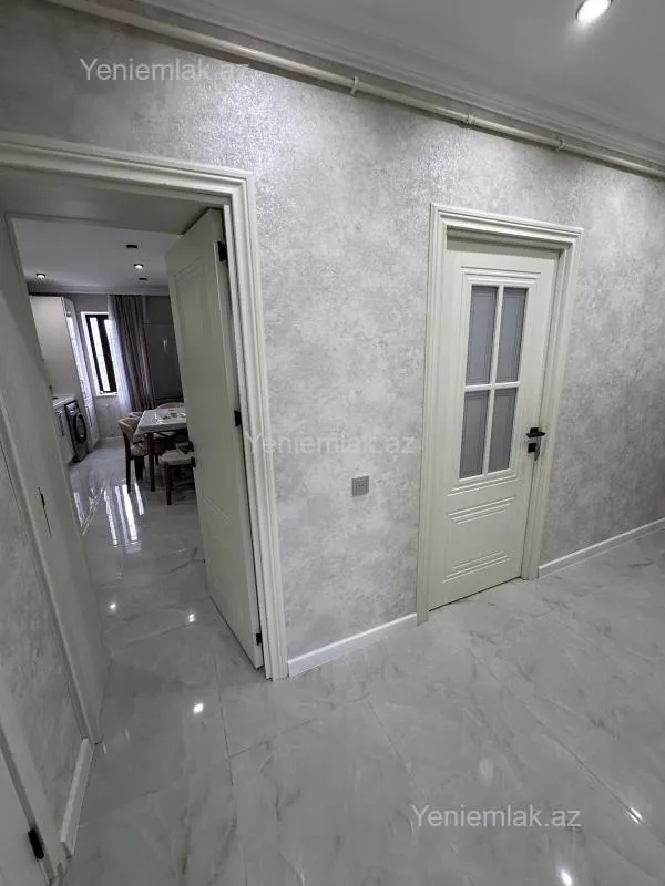 Satılır 3 otaqlı köhnə tikili 75 m²