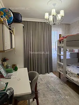 Satılır 3 otaqlı köhnə tikili 75 m²