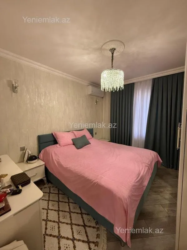 Satılır 3 otaqlı köhnə tikili 75 m²