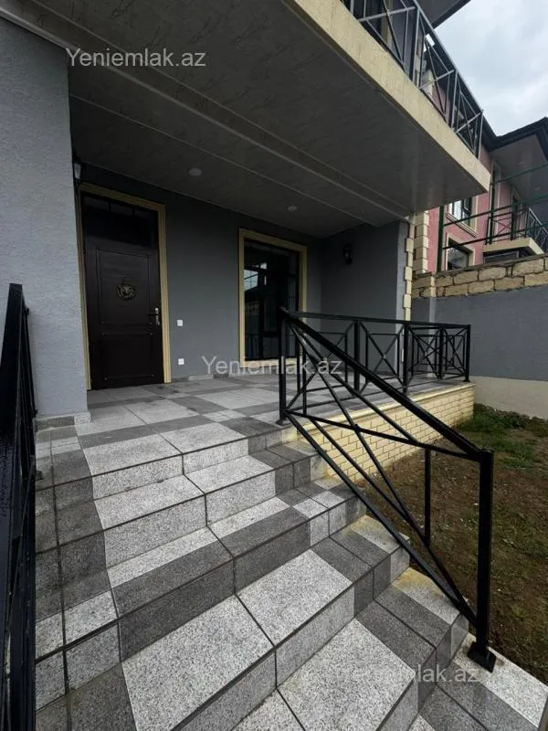 Satılır 4 otaqlı həyət evi 170 m²