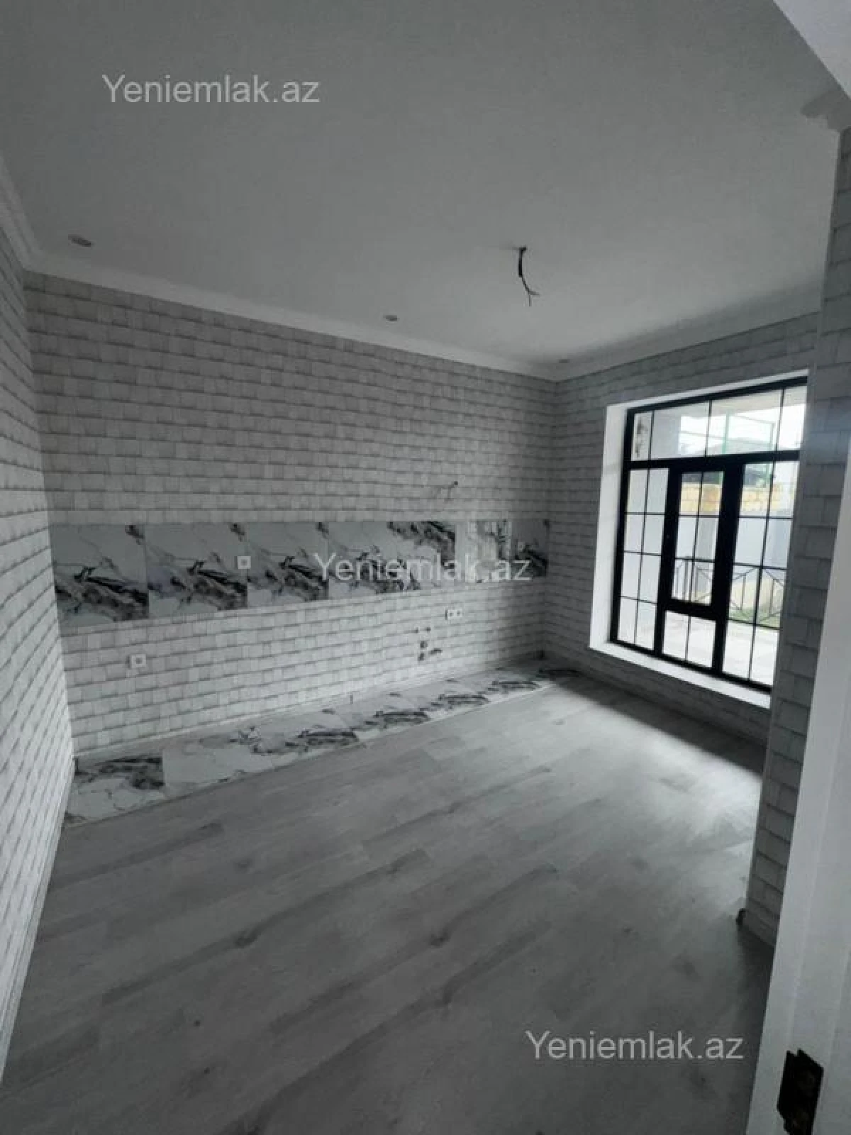 Satılır 4 otaqlı həyət evi 170 m²