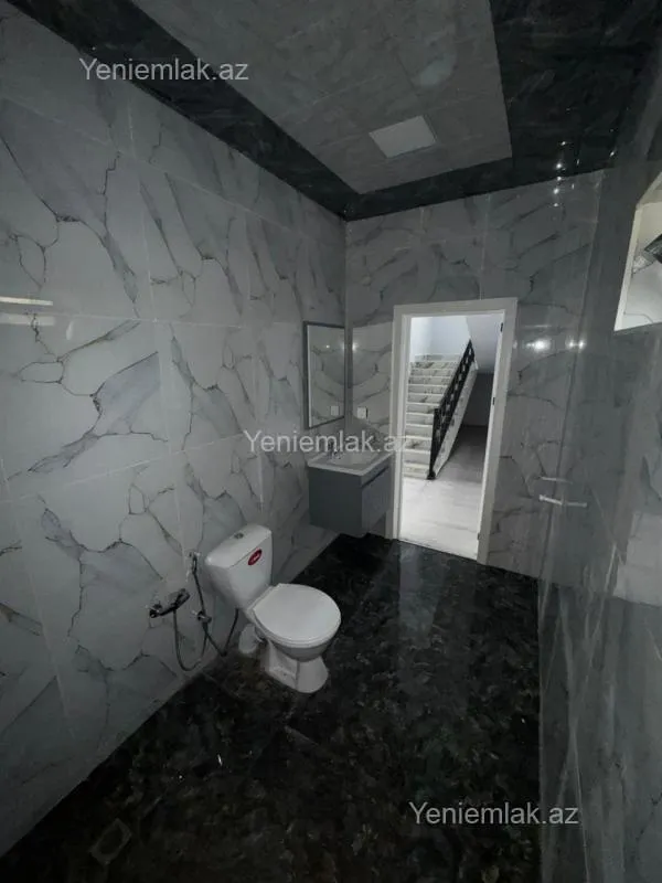 Satılır 4 otaqlı həyət evi 170 m²