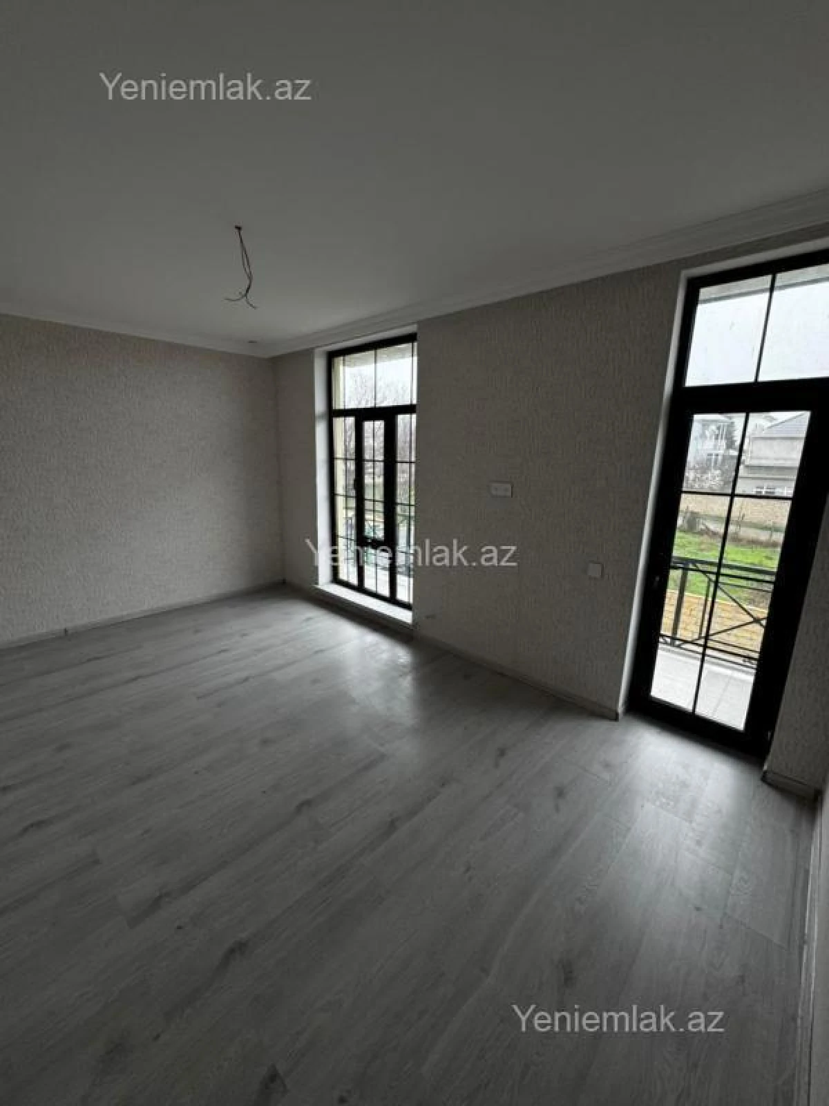 Satılır 4 otaqlı həyət evi 170 m²