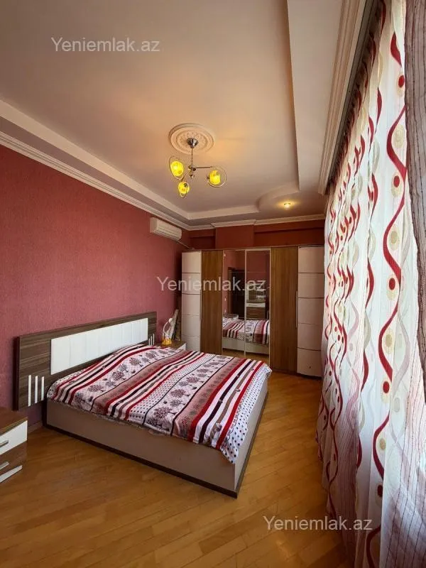 Satılır 2 otaqlı yeni tikili 100 m²