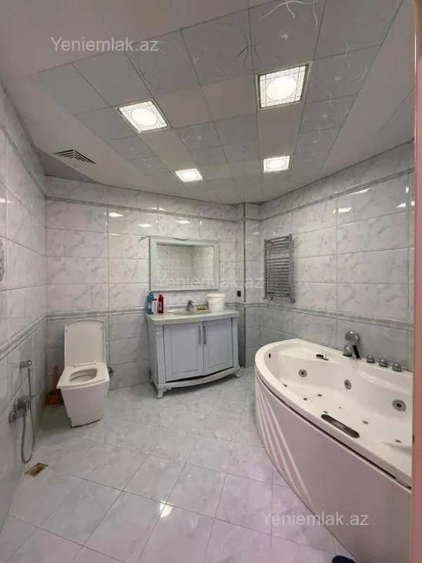 Satılır 2 otaqlı yeni tikili 16.5 m²