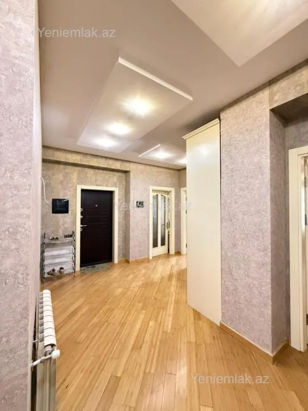 Satılır 2 otaqlı yeni tikili 16.5 m²