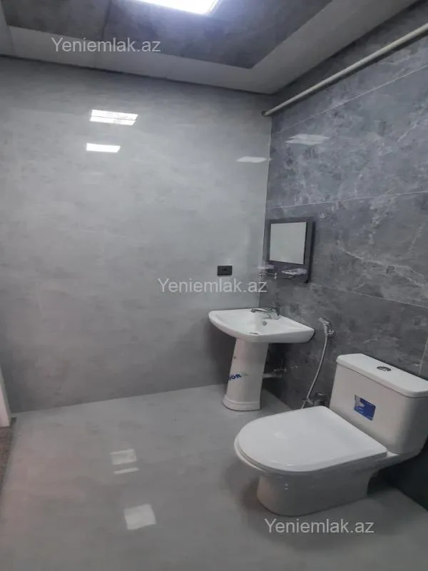 Satılır 3 otaqlı yeni tikili 85.5 m²