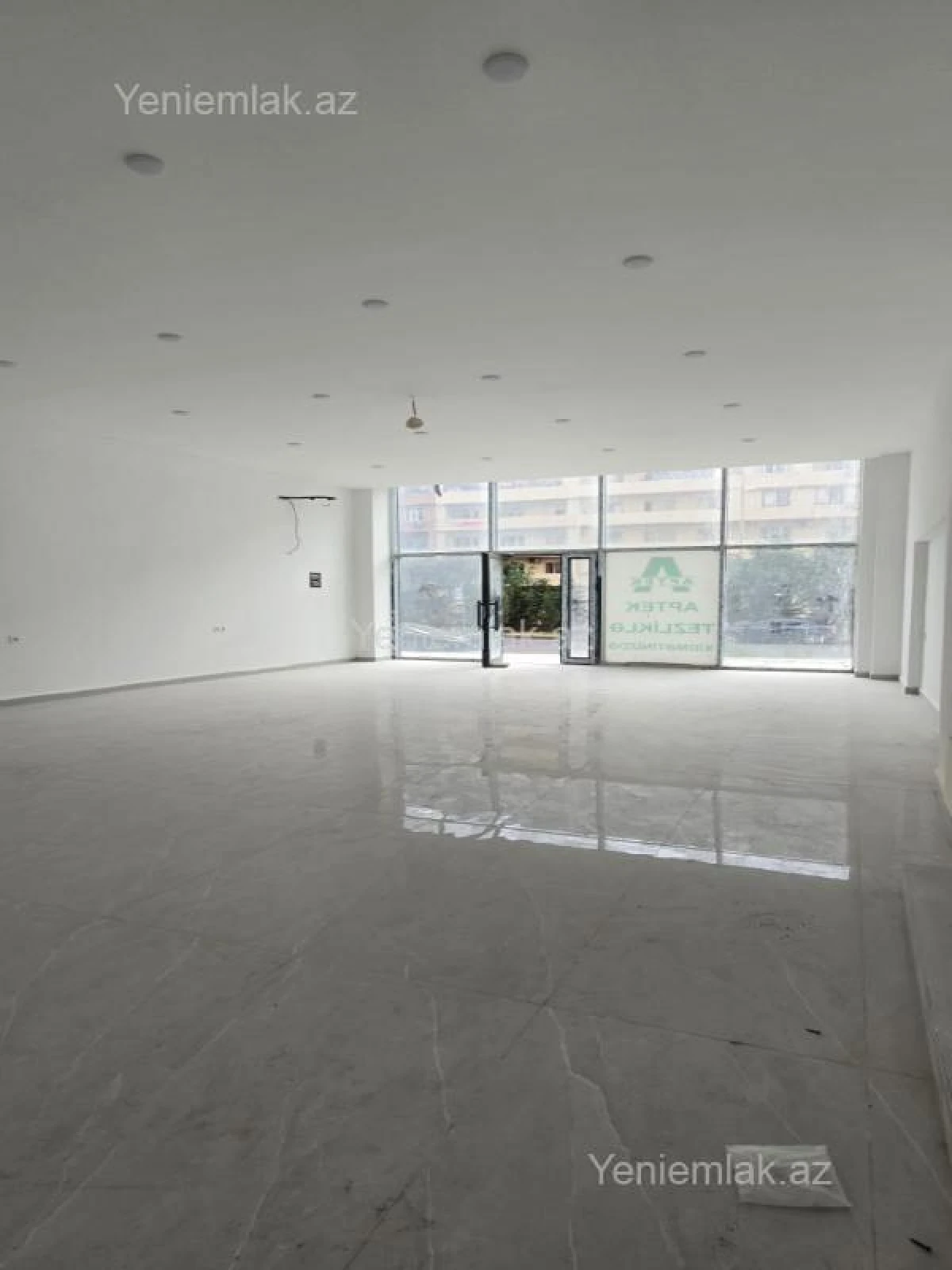 Satılır 1 otaqlı obyekt 120 m²