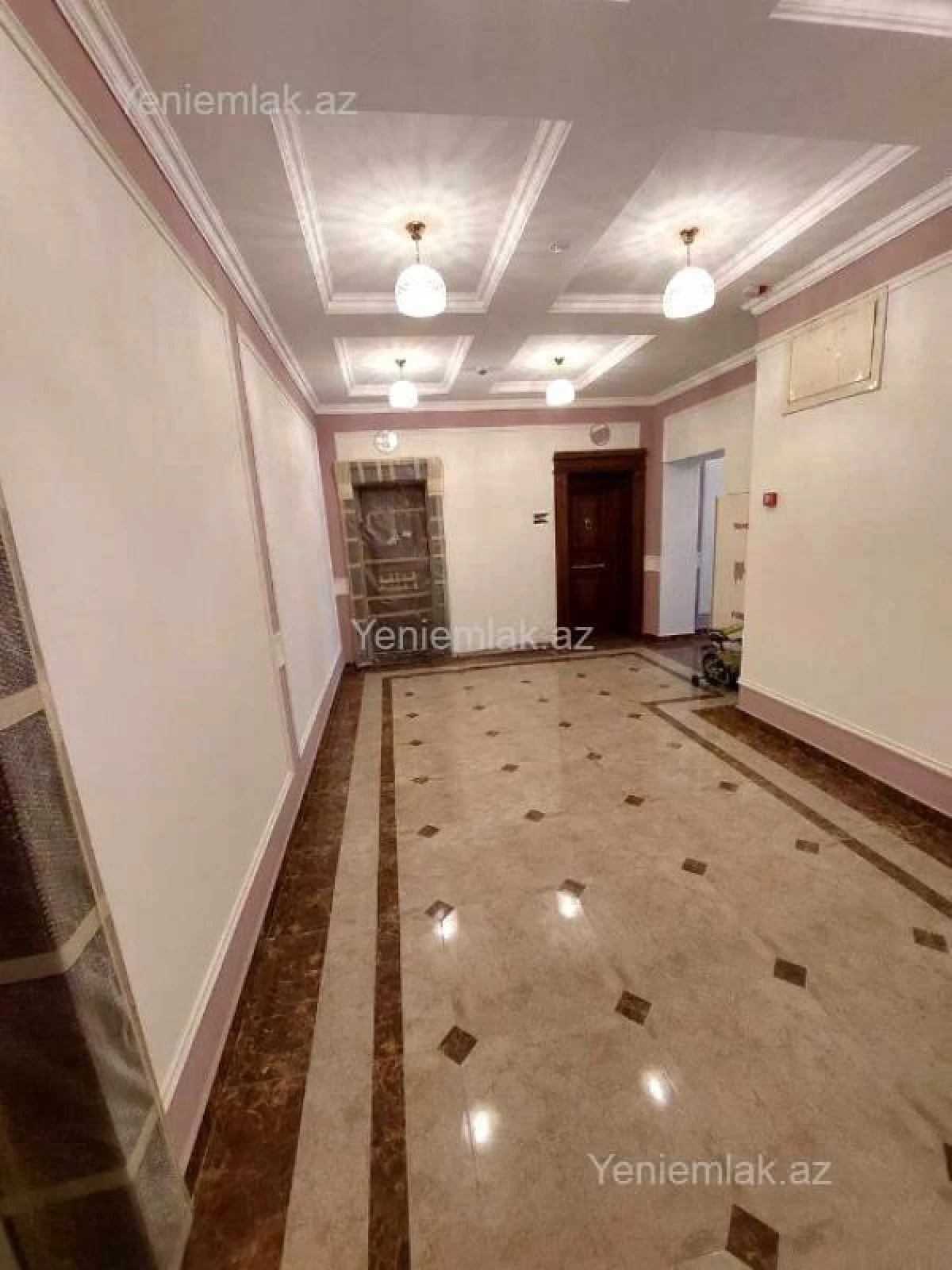 Satılır 4 otaqlı yeni tikili 205 m²