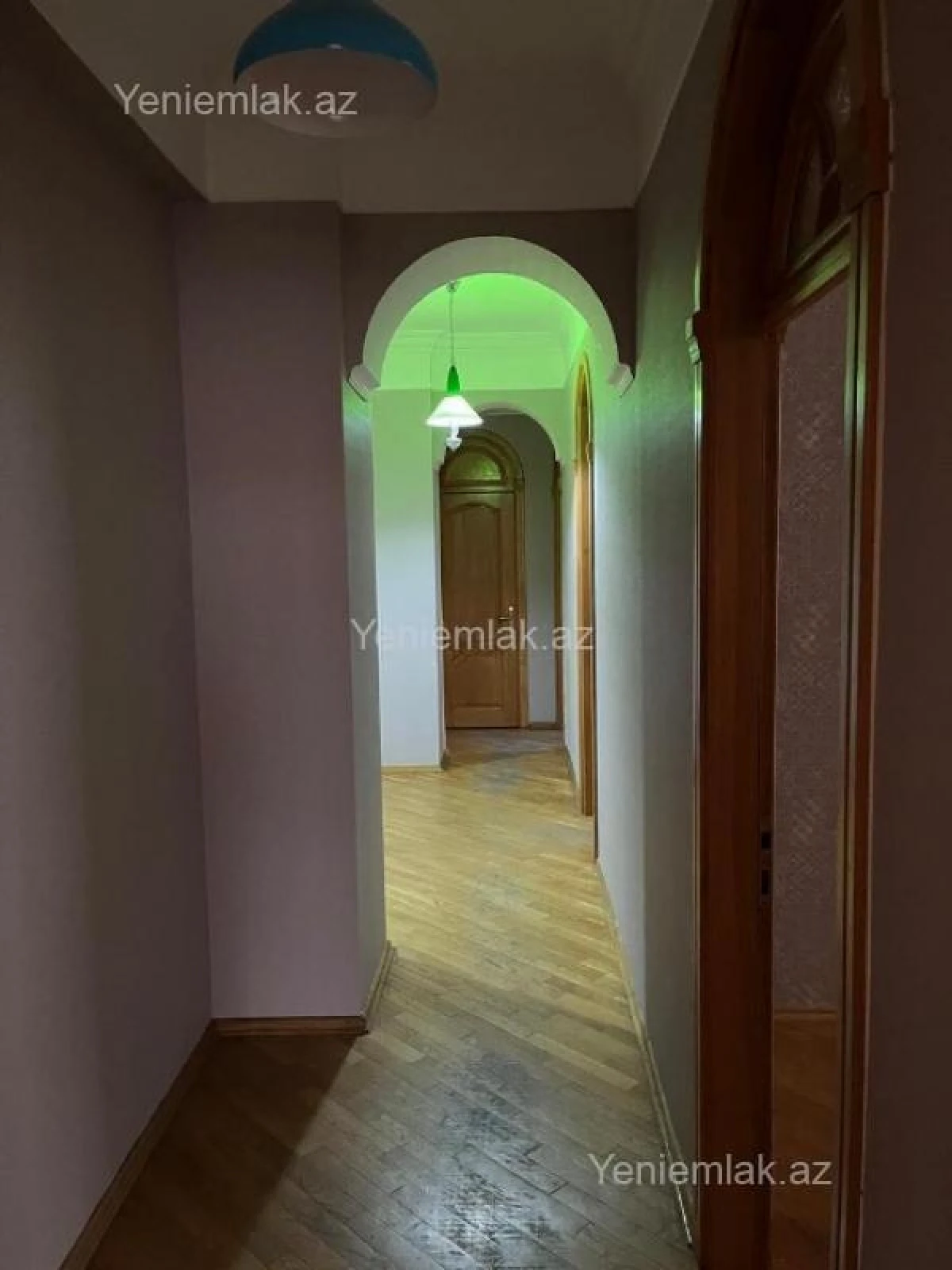 Satılır 3 otaqlı yeni tikili 130 m²