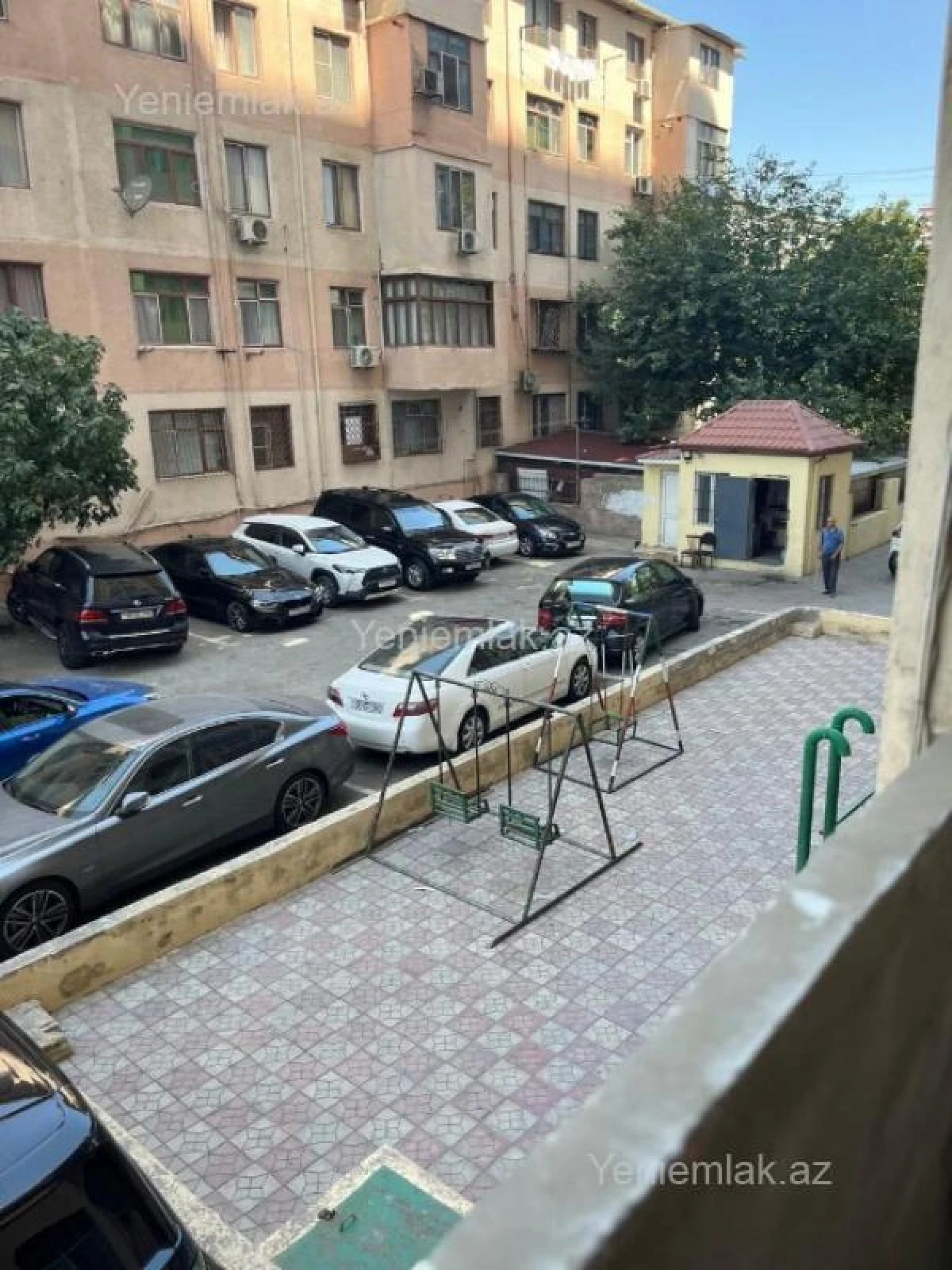 Satılır 3 otaqlı yeni tikili 130 m²