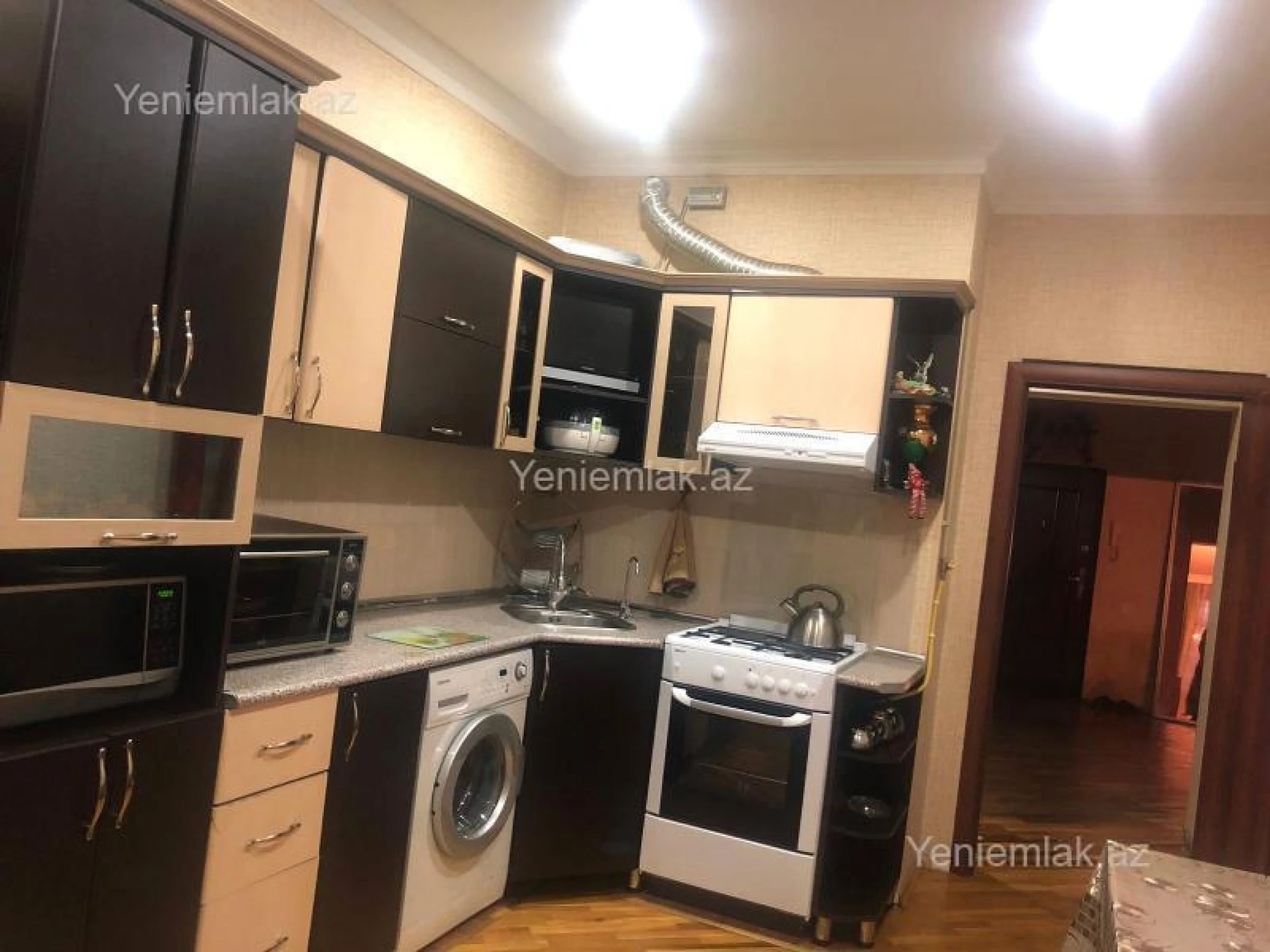 Satılır 3 otaqlı yeni tikili 110 m²