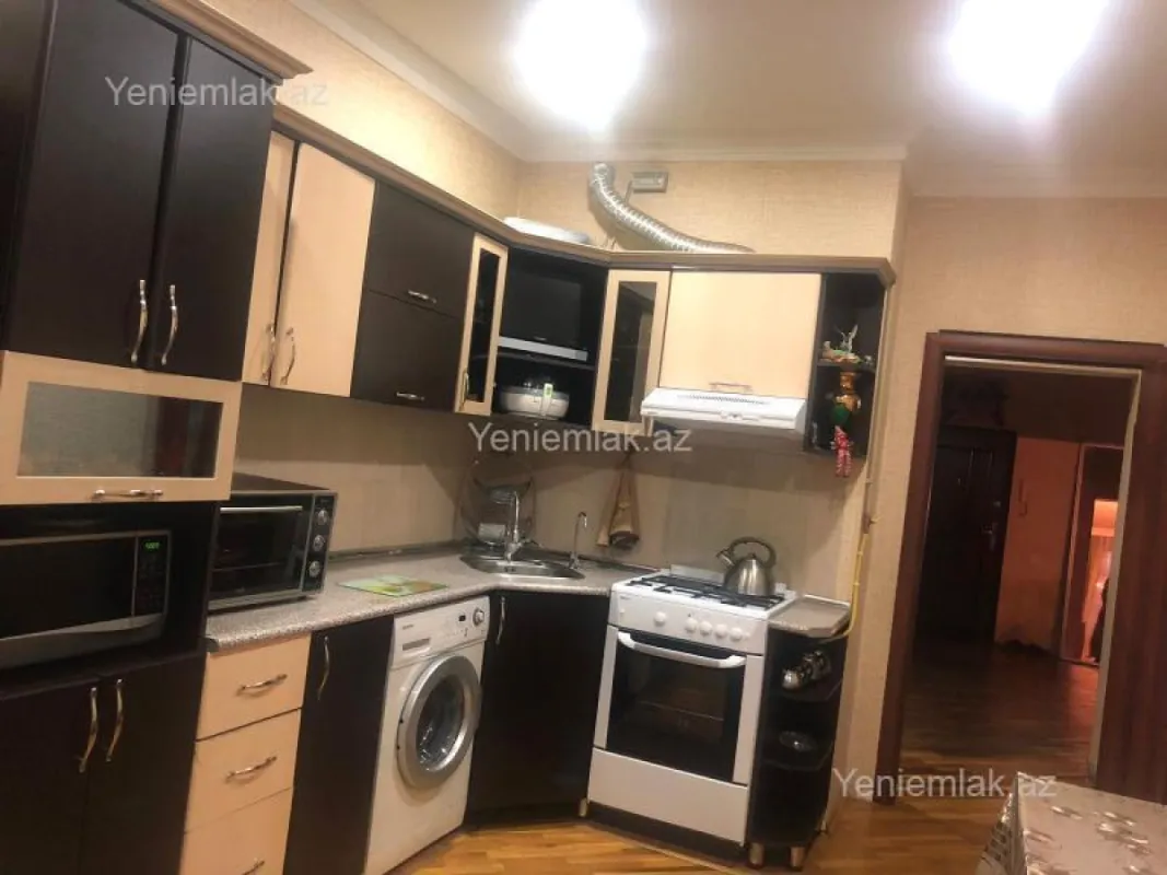 Satılır 3 otaqlı yeni tikili 110 m²