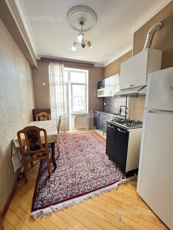 Satılır 2 otaqlı yeni tikili 85 m²