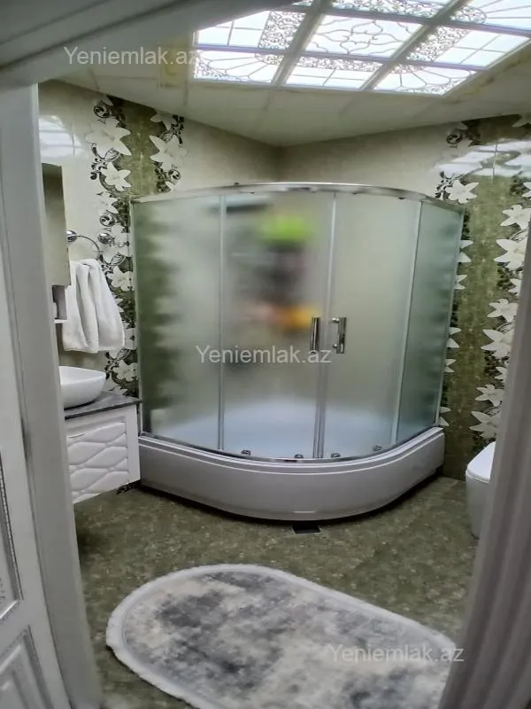 Satılır 2 otaqlı yeni tikili 65 m²